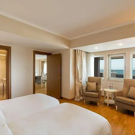 Radisson Blu & Spa. Çeşme